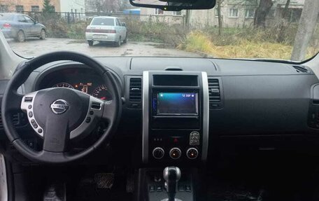 Nissan X-Trail, 2011 год, 940 000 рублей, 4 фотография