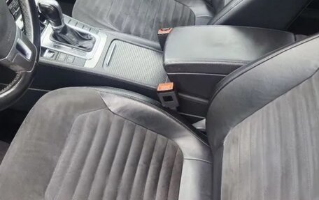 Volkswagen Passat B7, 2011 год, 1 270 000 рублей, 8 фотография