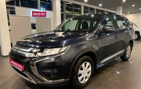 Mitsubishi Outlander III рестайлинг 3, 2019 год, 2 175 000 рублей, 7 фотография