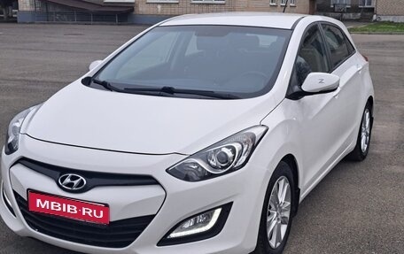 Hyundai i30 II рестайлинг, 2013 год, 950 000 рублей, 1 фотография