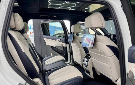 BMW X7, 2019 год, 7 950 000 рублей, 31 фотография