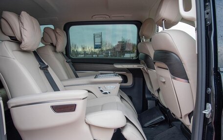 Mercedes-Benz V-Класс, 2025 год, 13 765 000 рублей, 13 фотография