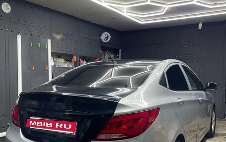 Hyundai Solaris II рестайлинг, 2013 год, 580 000 рублей, 4 фотография