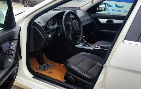 Mercedes-Benz C-Класс, 2008 год, 590 000 рублей, 9 фотография