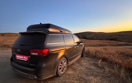 KIA Carnival III, 2018 год, 3 650 000 рублей, 4 фотография