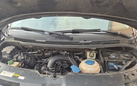 Volkswagen Caravelle T6 рестайлинг, 2015 год, 2 550 000 рублей, 15 фотография