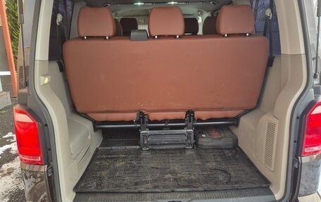 Volkswagen Caravelle T6 рестайлинг, 2015 год, 2 550 000 рублей, 14 фотография