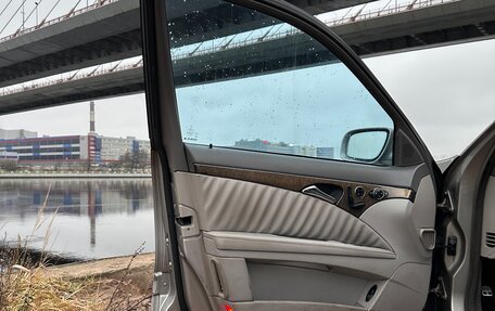 Mercedes-Benz E-Класс, 2006 год, 1 050 000 рублей, 26 фотография