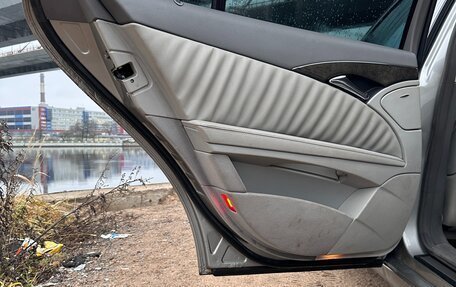 Mercedes-Benz E-Класс, 2006 год, 1 050 000 рублей, 25 фотография