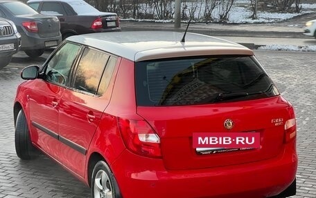 Skoda Fabia II, 2011 год, 490 000 рублей, 6 фотография