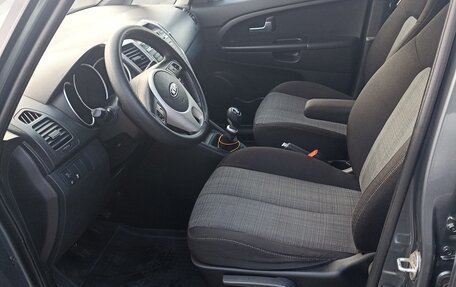 KIA Venga I, 2011 год, 750 000 рублей, 4 фотография