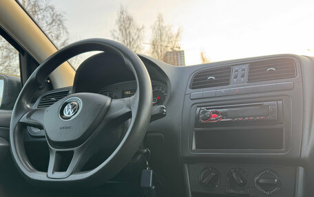 Volkswagen Polo VI (EU Market), 2016 год, 959 000 рублей, 15 фотография