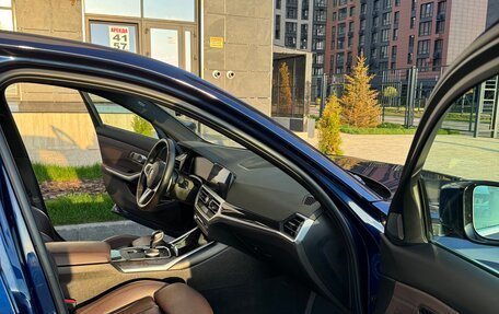 BMW 3 серия, 2019 год, 3 780 000 рублей, 9 фотография