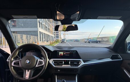 BMW 3 серия, 2019 год, 3 780 000 рублей, 11 фотография