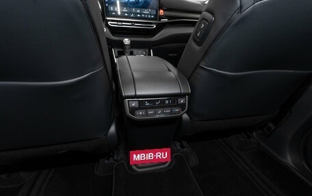 Toyota Highlander, 2025 год, 6 100 000 рублей, 14 фотография