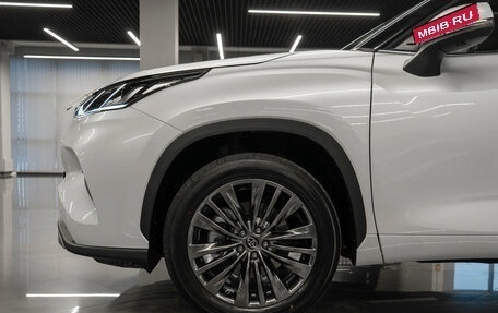 Toyota Highlander, 2025 год, 6 100 000 рублей, 27 фотография