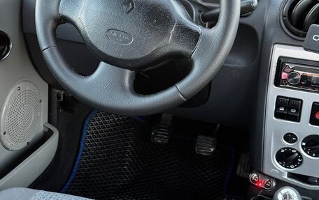 Renault Logan I, 2006 год, 300 000 рублей, 7 фотография