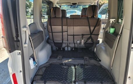 Honda Stepwgn IV, 2019 год, 1 950 000 рублей, 7 фотография