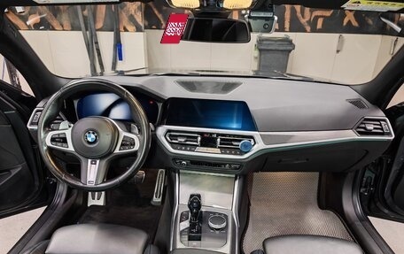 BMW 3 серия, 2018 год, 3 900 000 рублей, 13 фотография