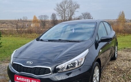 KIA cee'd III, 2015 год, 1 410 000 рублей, 1 фотография