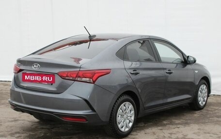 Hyundai Solaris II рестайлинг, 2021 год, 1 635 000 рублей, 8 фотография