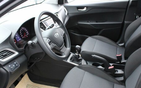 Hyundai Solaris II рестайлинг, 2021 год, 1 635 000 рублей, 15 фотография