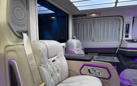 Mercedes-Benz V-Класс, 2025 год, 40 600 000 рублей, 29 фотография