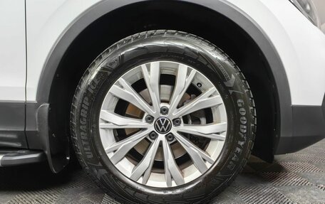 Volkswagen Tiguan II, 2021 год, 3 095 000 рублей, 9 фотография