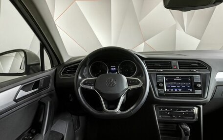 Volkswagen Tiguan II, 2021 год, 3 095 000 рублей, 20 фотография