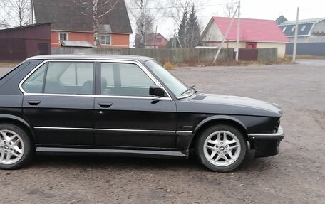 BMW 5 серия, 1982 год, 450 000 рублей, 4 фотография