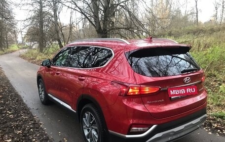 Hyundai Santa Fe IV, 2018 год, 2 350 000 рублей, 3 фотография