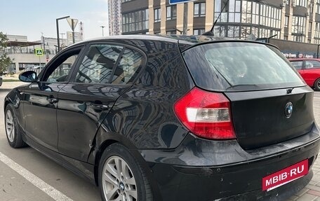 BMW 1 серия, 2005 год, 600 000 рублей, 5 фотография