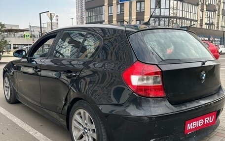 BMW 1 серия, 2005 год, 600 000 рублей, 6 фотография