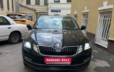 Skoda Octavia, 2019 год, 1 800 000 рублей, 2 фотография