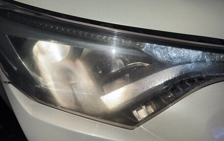 Toyota RAV4, 2017 год, 1 700 000 рублей, 14 фотография