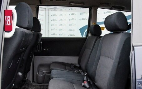 Toyota Noah III, 2004 год, 743 000 рублей, 14 фотография