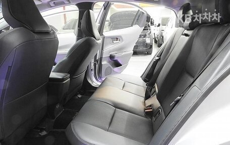 Toyota Prius IV XW50, 2024 год, 3 739 099 рублей, 7 фотография