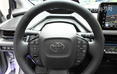Toyota Prius IV XW50, 2024 год, 3 739 099 рублей, 11 фотография