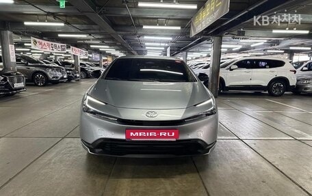 Toyota Prius IV XW50, 2024 год, 3 739 099 рублей, 2 фотография