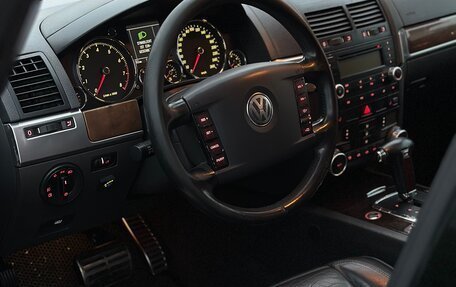 Volkswagen Touareg III, 2003 год, 890 000 рублей, 8 фотография