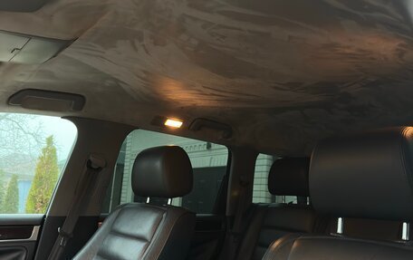 Volkswagen Touareg III, 2003 год, 890 000 рублей, 29 фотография