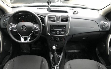 Renault Sandero II рестайлинг, 2019 год, 1 220 000 рублей, 2 фотография