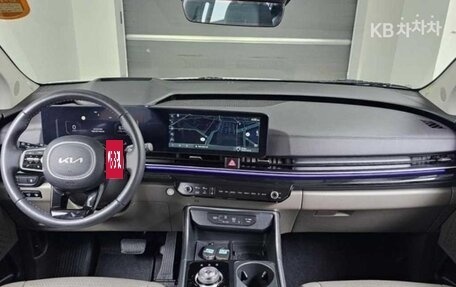 KIA Carnival, 2025 год, 5 835 000 рублей, 9 фотография