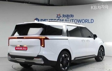 KIA Carnival, 2025 год, 5 835 000 рублей, 2 фотография