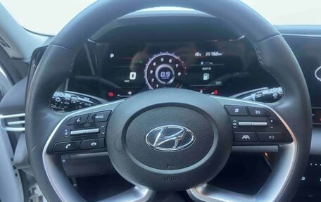 Hyundai Elantra, 2022 год, 1 740 100 рублей, 14 фотография