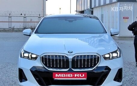 BMW 5 серия, 2025 год, 6 135 000 рублей, 2 фотография