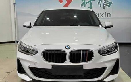 BMW 1 серия, 2021 год, 1 410 000 рублей, 1 фотография