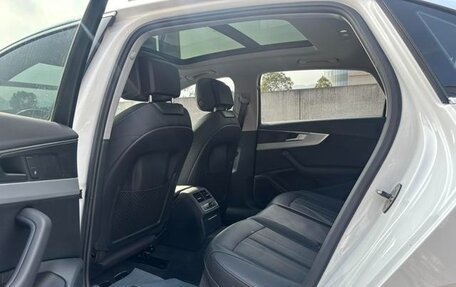 Audi A4, 2021 год, 2 000 000 рублей, 9 фотография