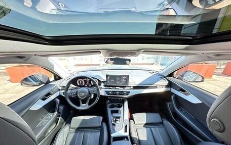 Audi A4, 2021 год, 2 000 000 рублей, 10 фотография