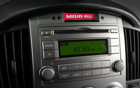 Hyundai H-1 II рестайлинг, 2012 год, 2 229 000 рублей, 11 фотография